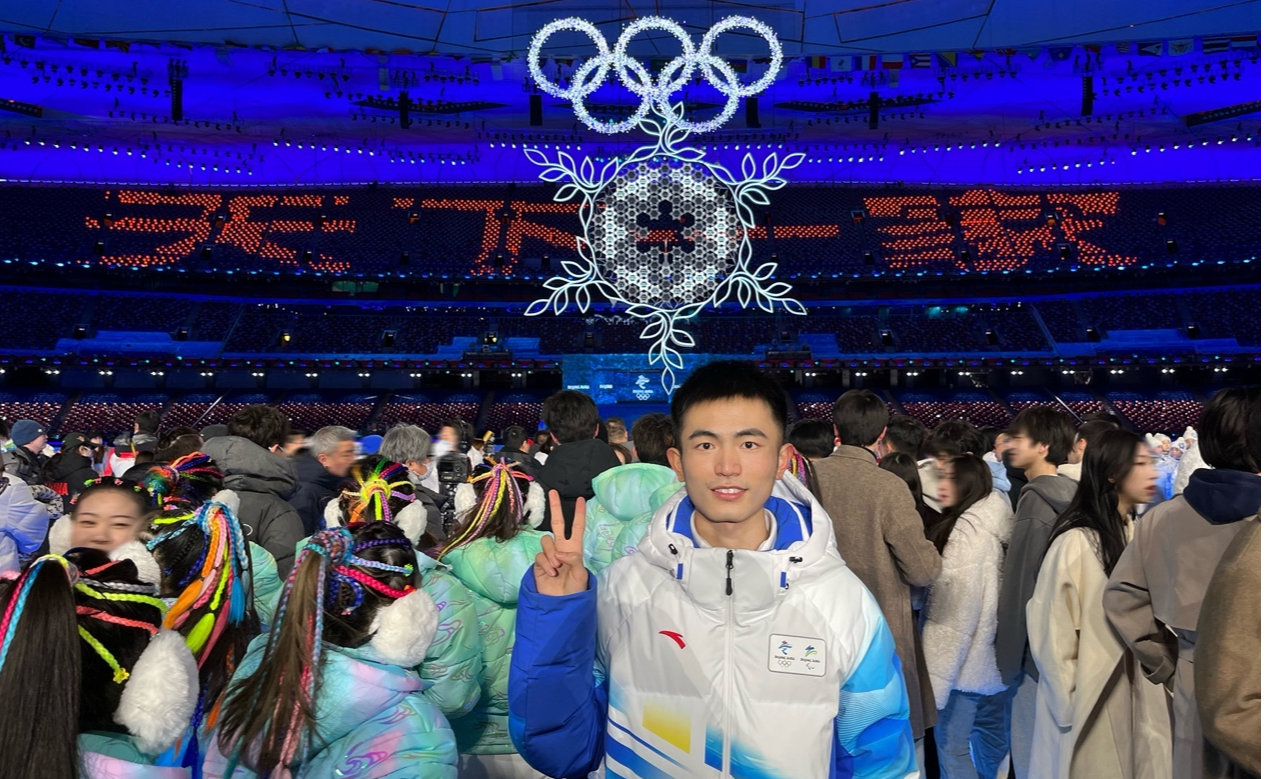 【冬奥有我】刘一鸣：顺手挽住火焰 化作漫天大雪