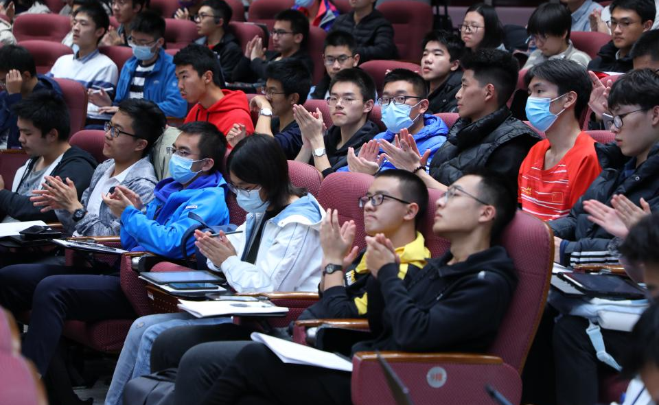 史宗恺主讲学生社会工作概论 阐释清华学生社会工作理念与传统