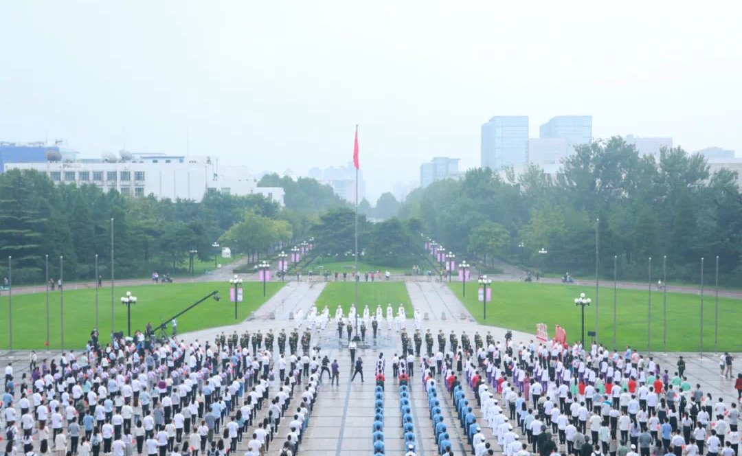 “勿忘国耻，走近国防”清华大学国防教育周成功举办