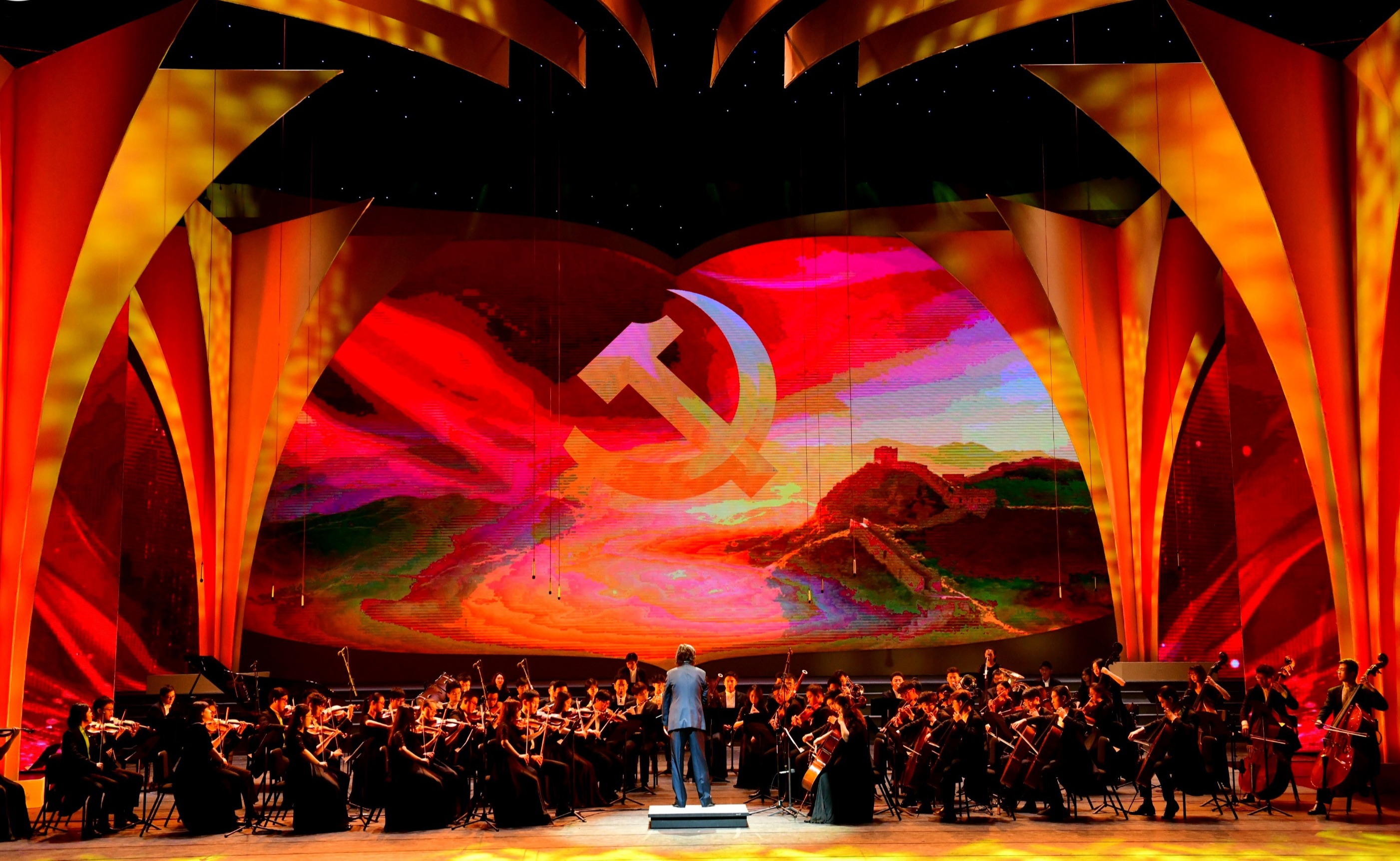 清华大学在全国第六届大学生艺术展演中斩获佳绩