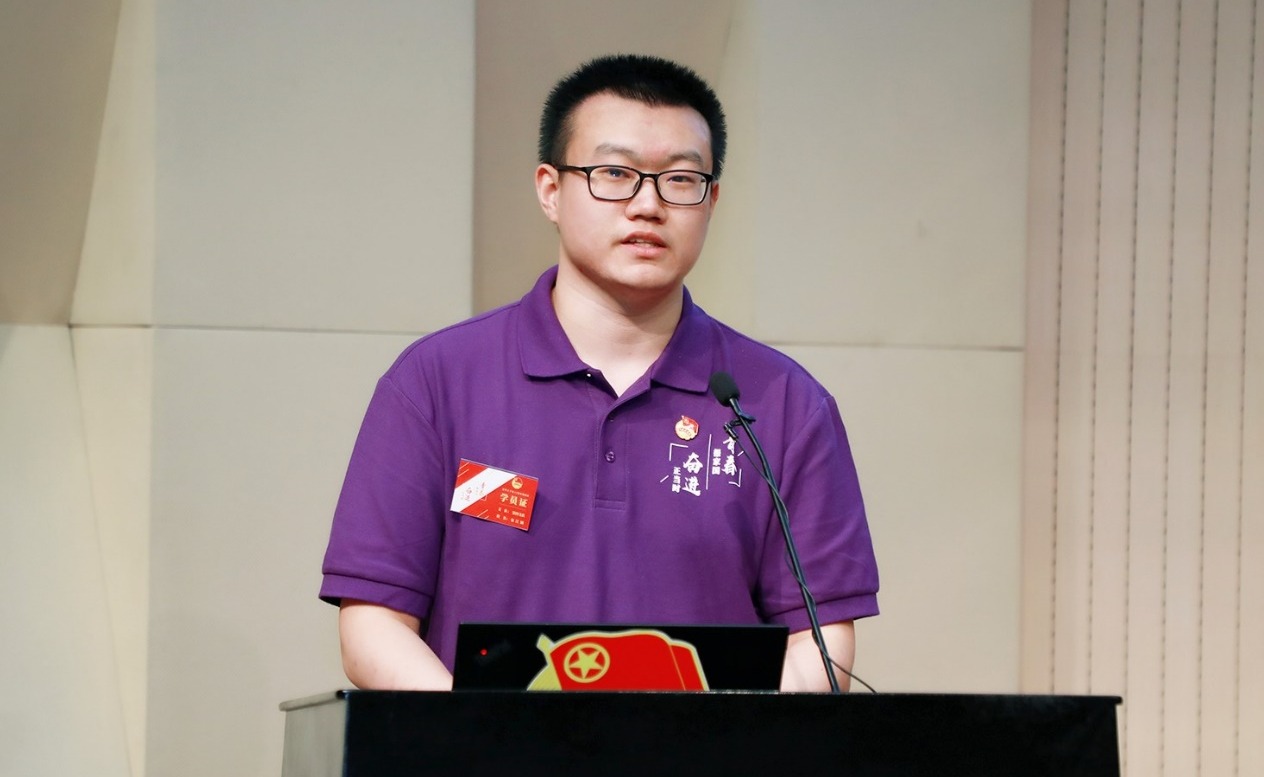 【深耕纪实】包江涵：磨炼自我风帆劲，笃定前行守初心