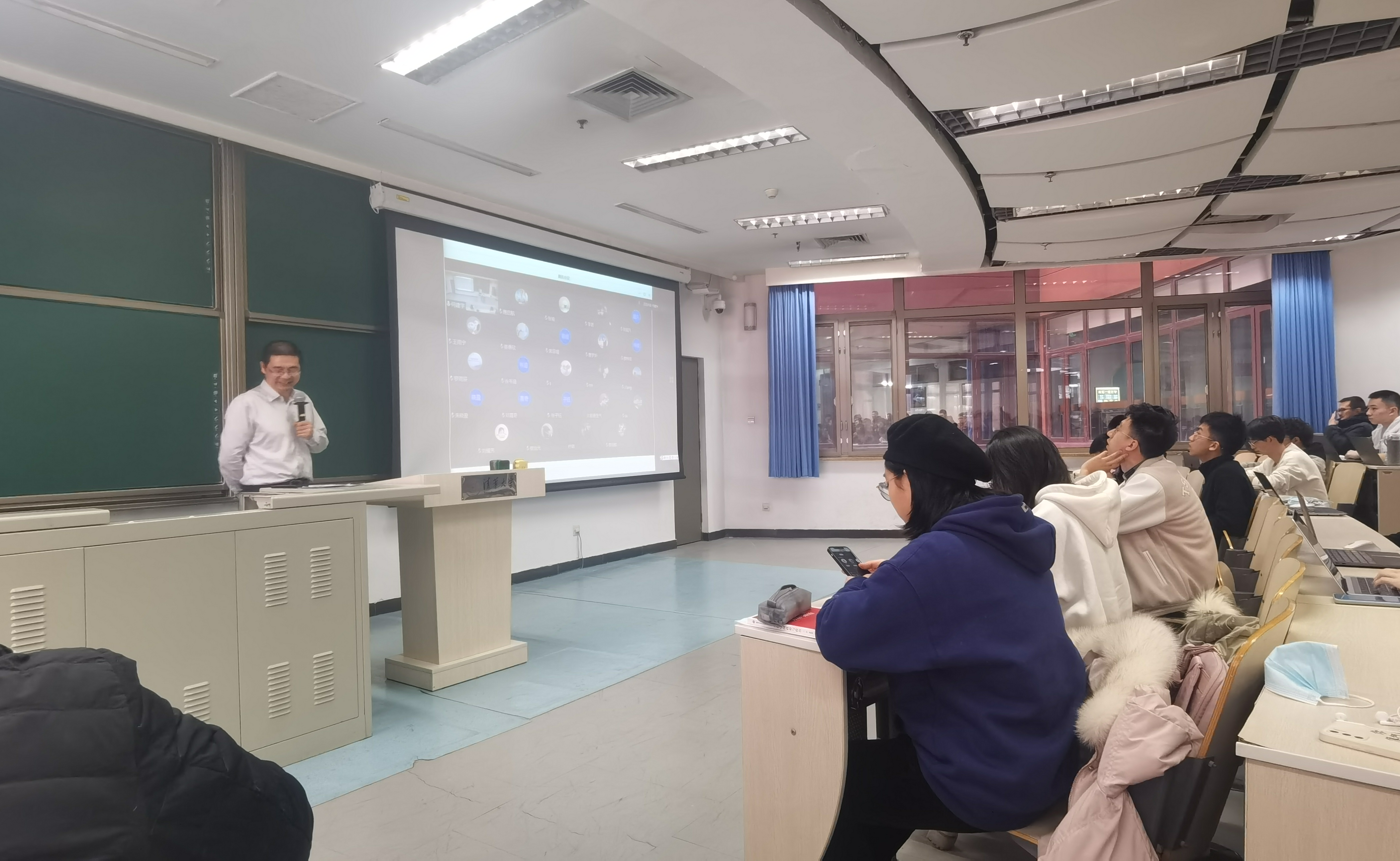 【2022春全球融合式课堂进行时】异地同窗，同频共振，一起向未来！