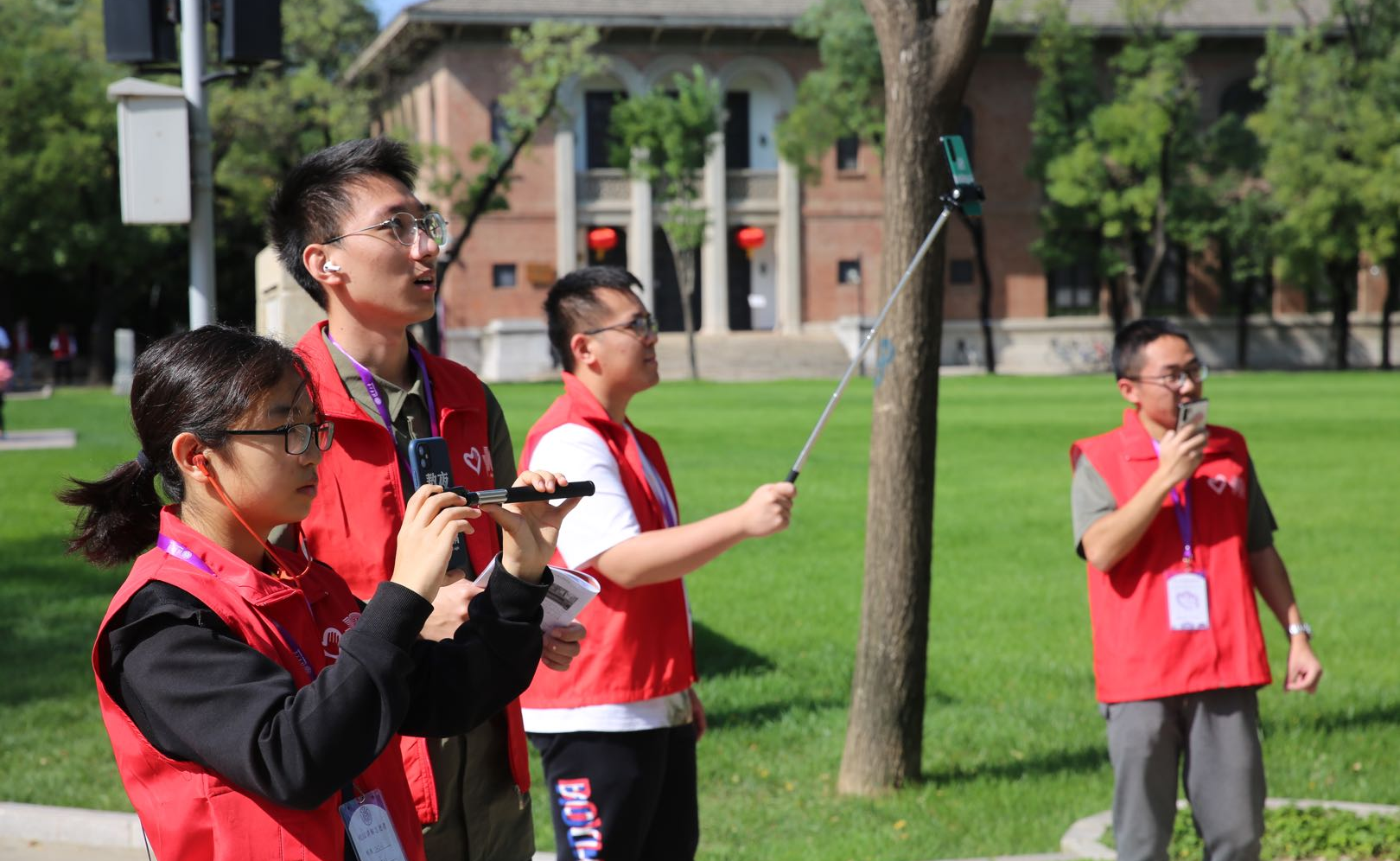 “云游清华”十一国庆期间线上校园讲解活动顺利开展