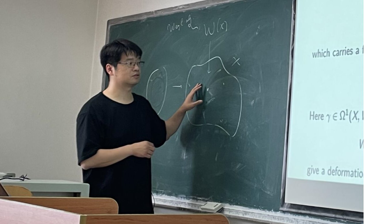 李思：因为我是一名共产党员