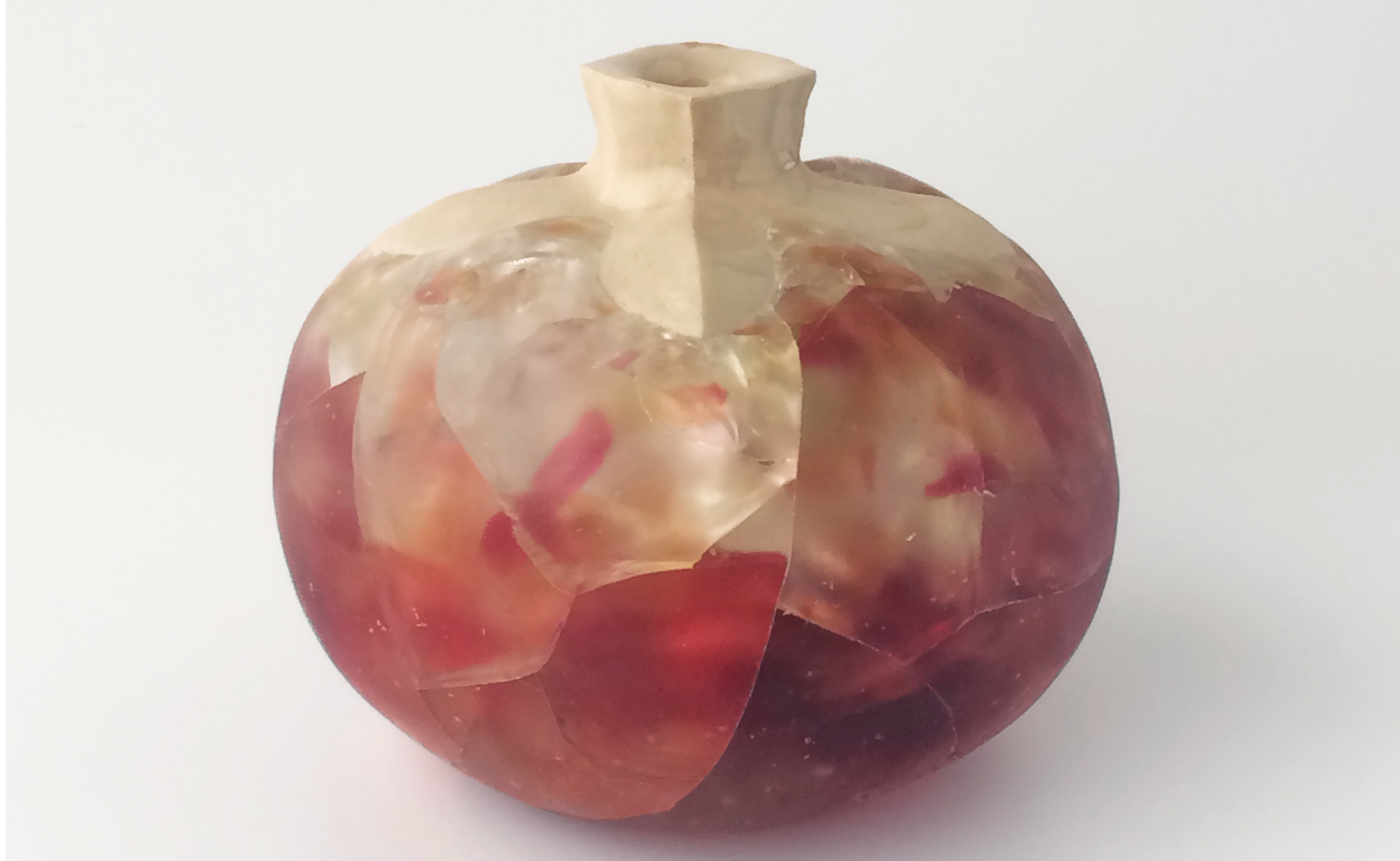 第一届中日当代玻璃艺术交流展开展