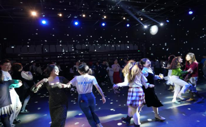 英华艺术生活女生节特别活动举办