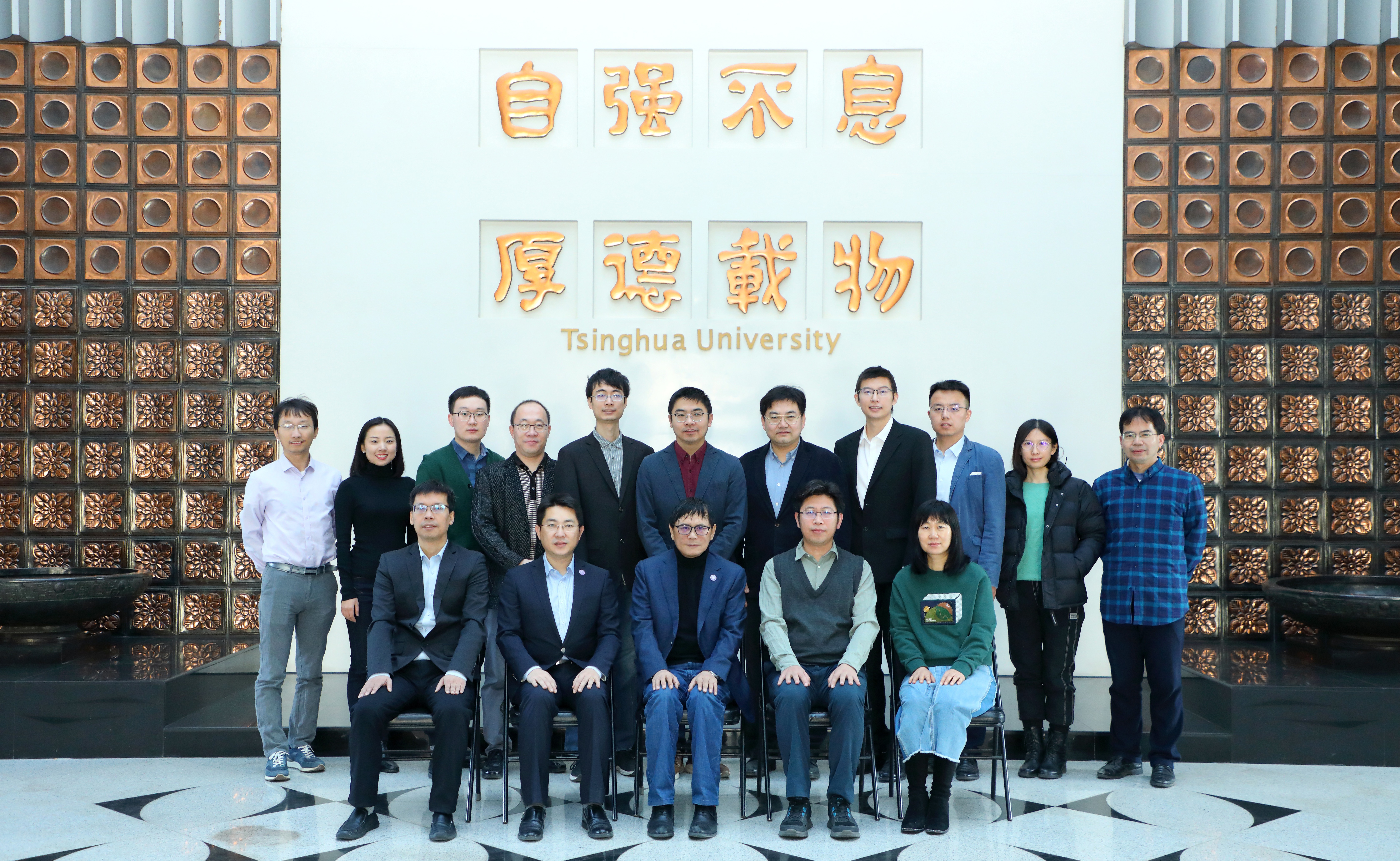 走进清华大学成像与智能技术实验室：“一些人绕过问题，我想去解决问题”