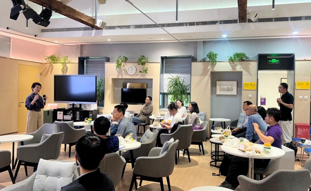 ​教师教学评价改革与发展交流会举办