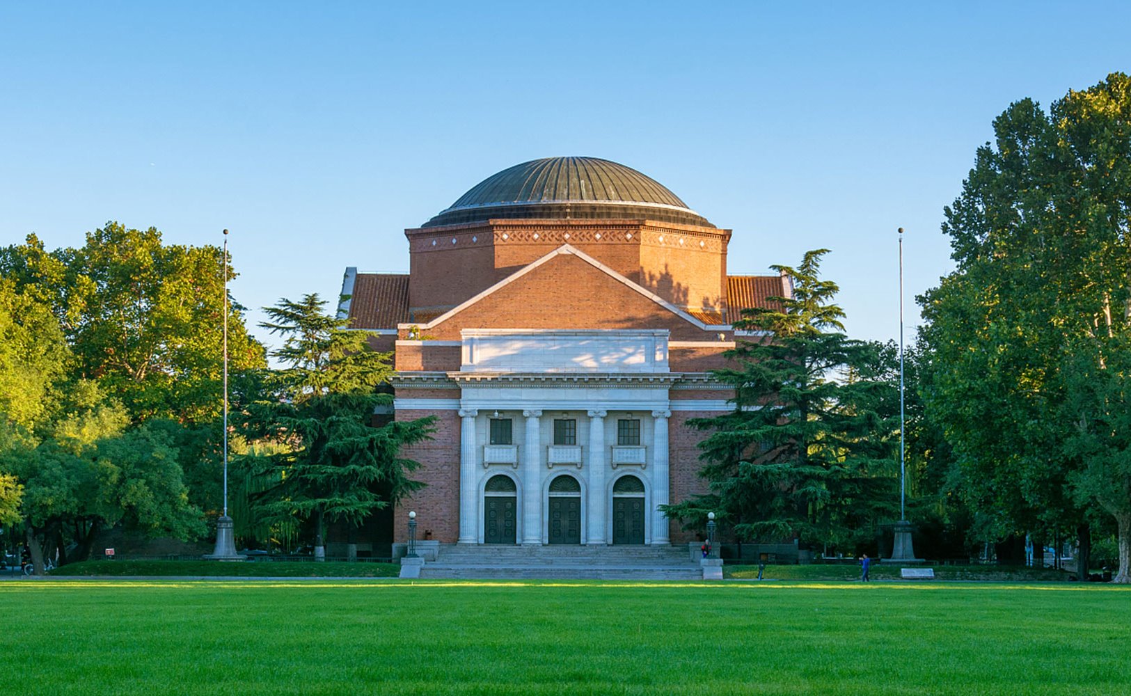 邱勇：发挥一流大学主力军生力军作用