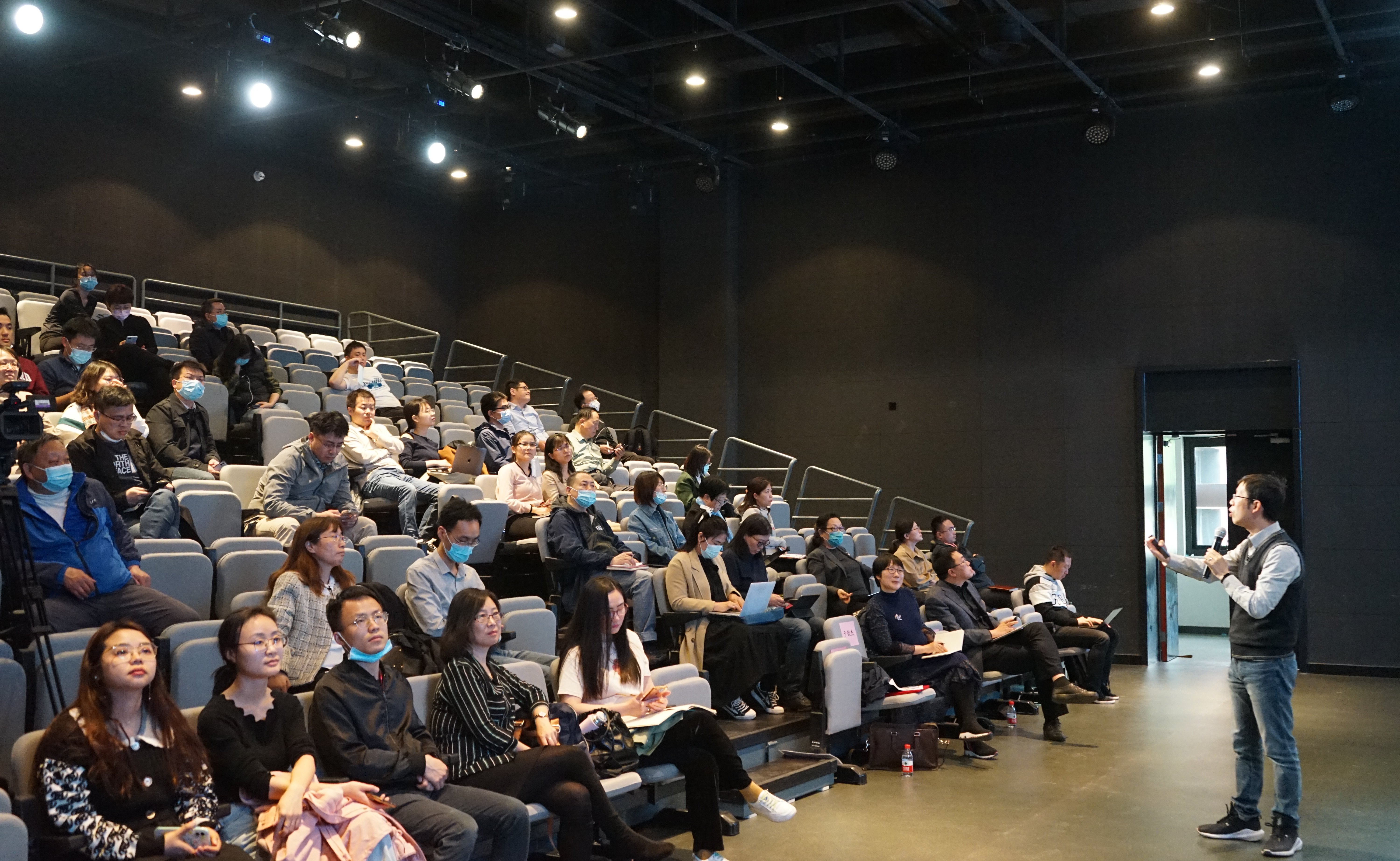 于歆杰做客名师教学讲坛 分享对课程思政的理解和经验