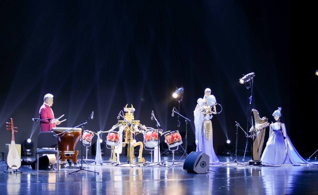 当国乐艺术家遇上清华“墨甲”机器人乐队