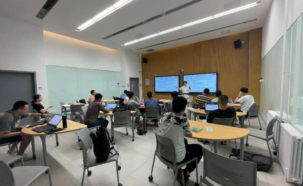 周青：带领全球学生领略中国未来汽车研究的模样