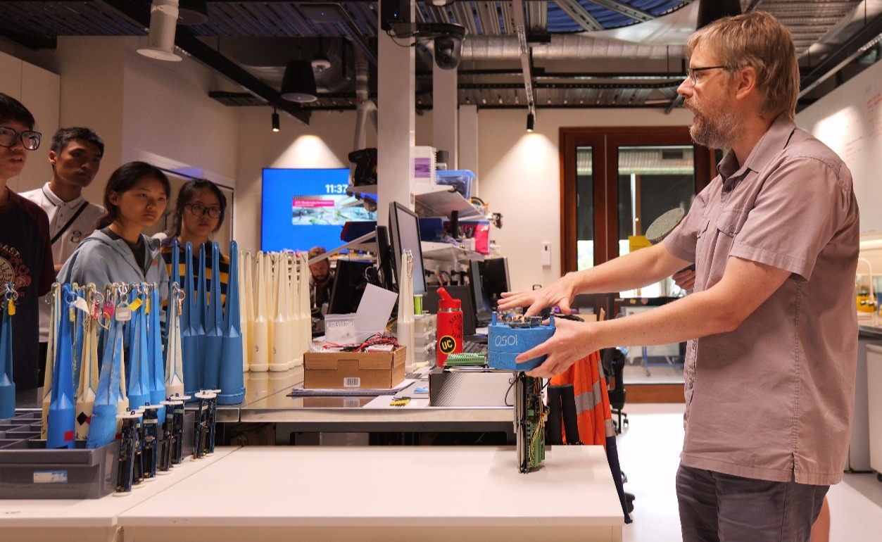 电子系赴澳大利亚海洋生态保护支队开展社会实践调研