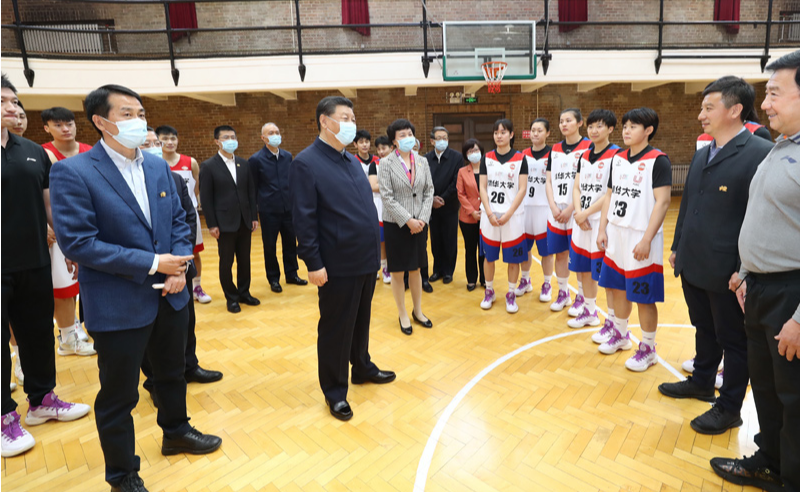 回眸｜这一年，“无体育，不清华”的故事由他们书写