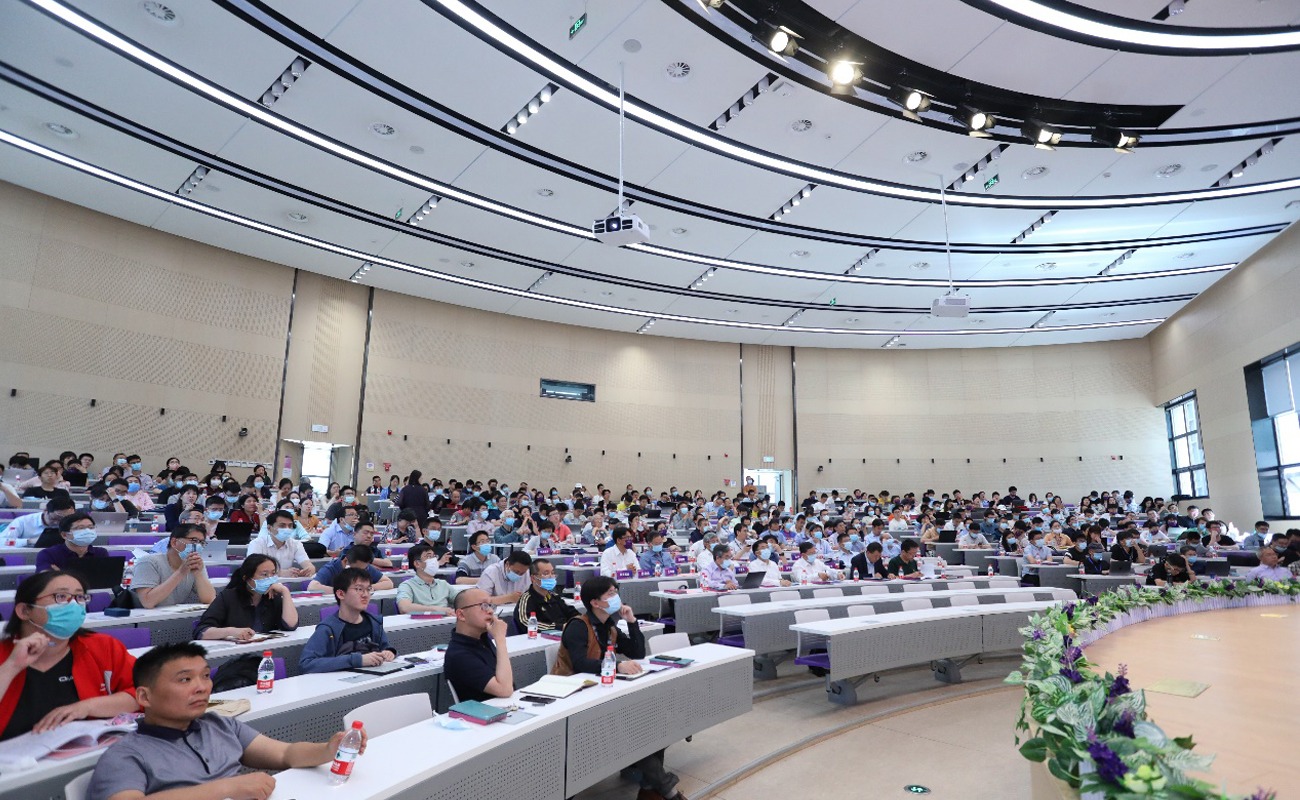 清华大学举行2021年招生与育人工作会