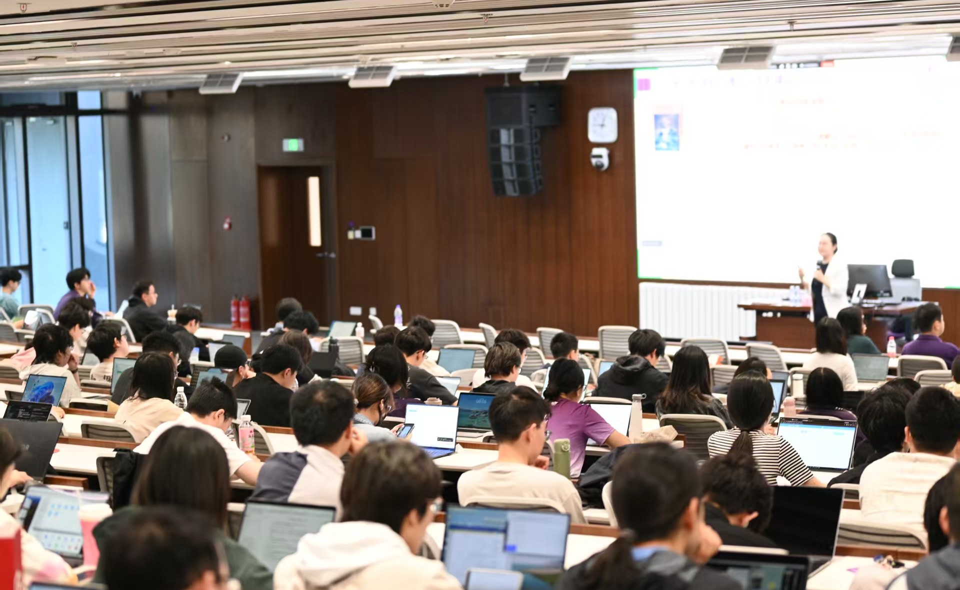 研工部举办2026年春季学期研究生入党积极分子学习班