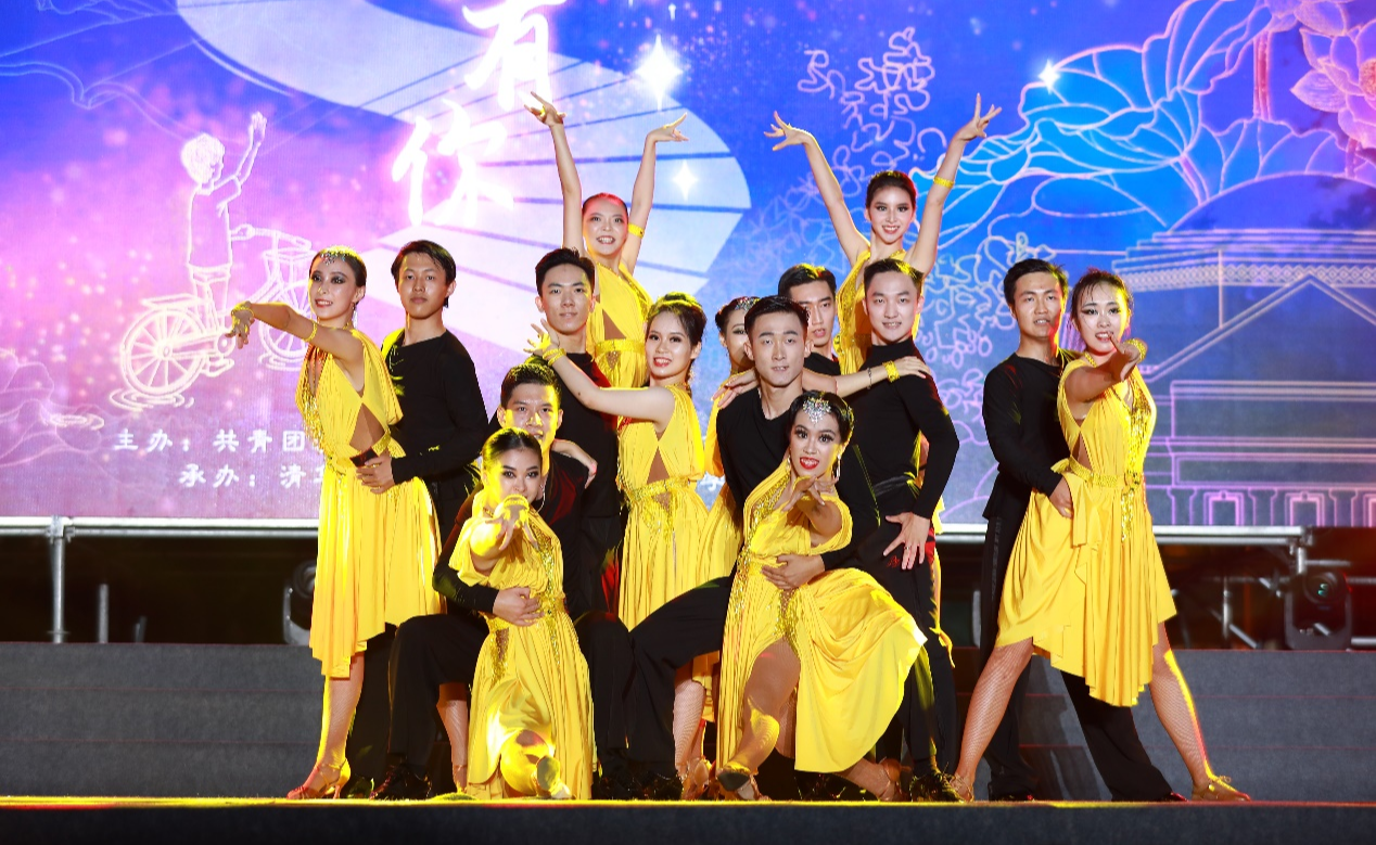 清华大学2021年迎新特别节目“一路有你”精彩呈现