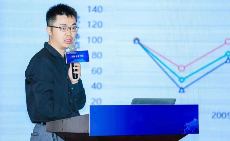 陈卓：扎根中国金融研究的底气与自信