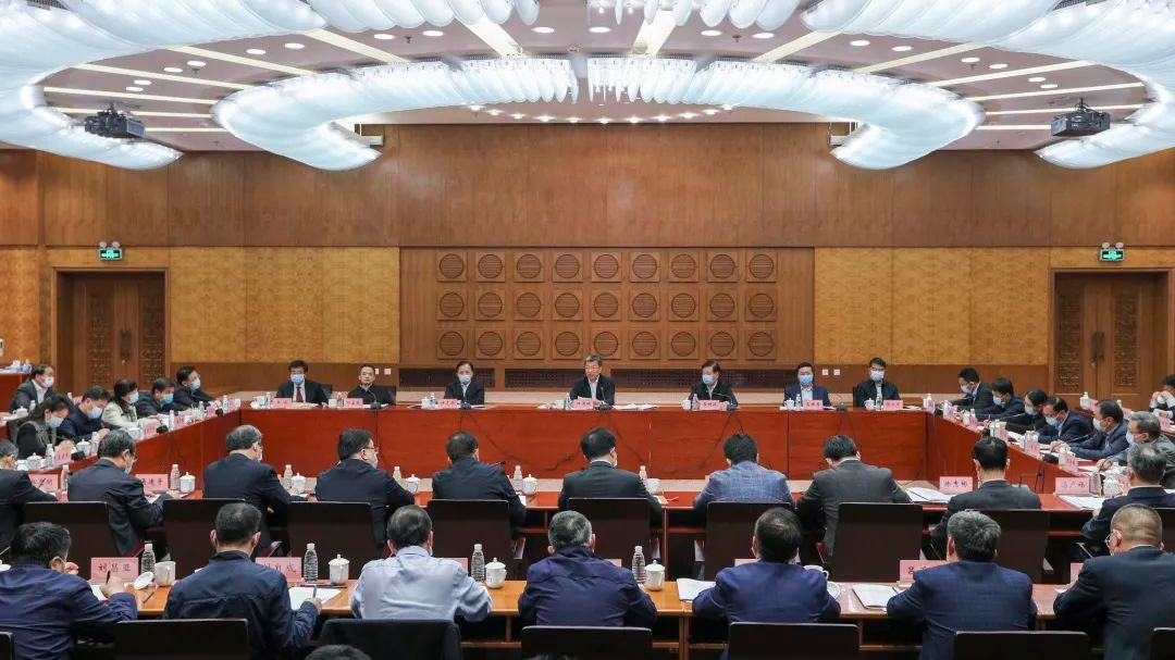 教育部召开学习贯彻习近平总书记考察清华大学时重要讲话精神一周年座谈会