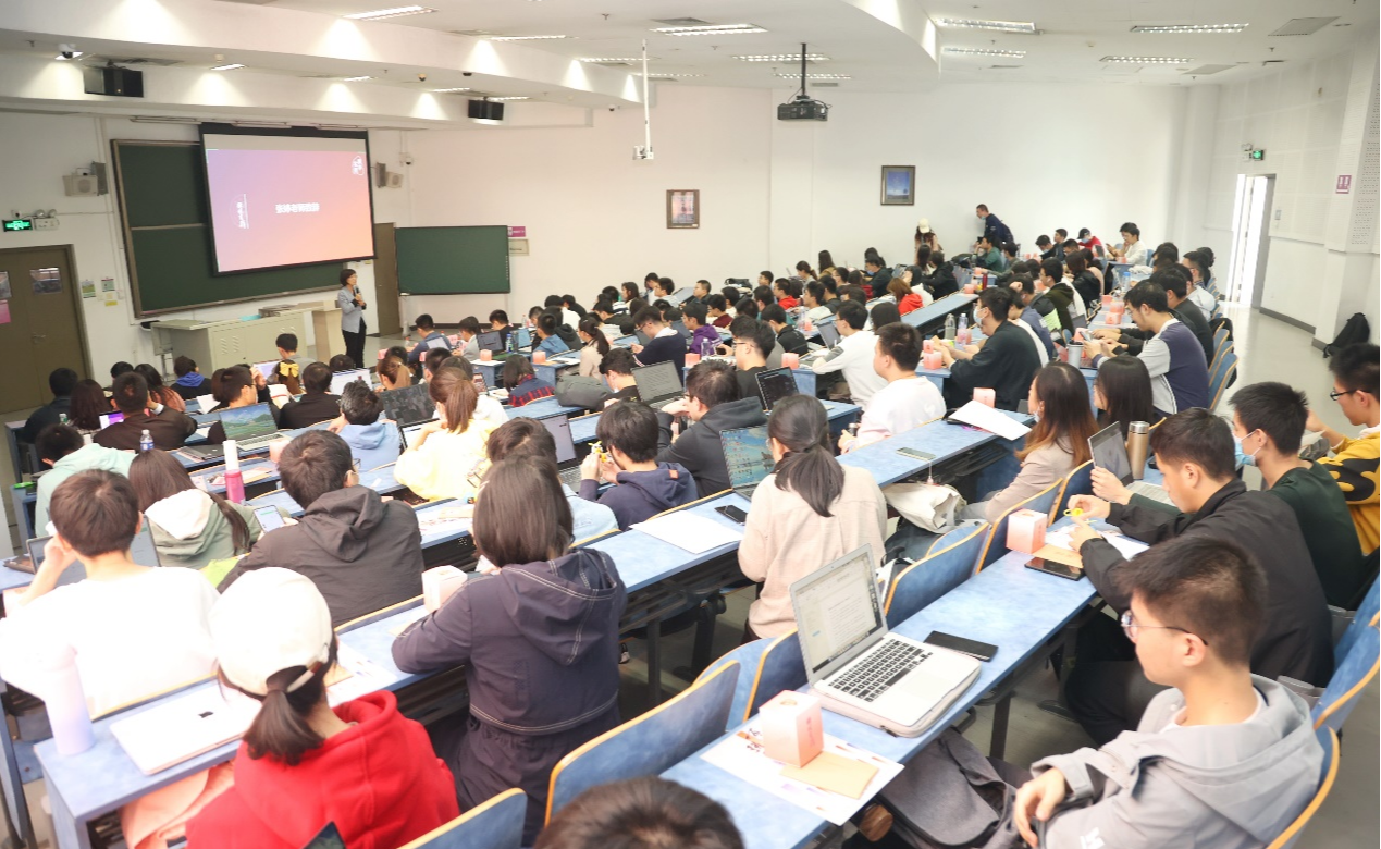 2021年清华大学学生社会实践金奖个人论坛举办