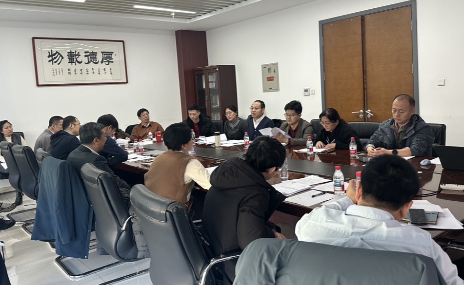 清华大学推动本科生教师教育与育人成效评价研讨会举行