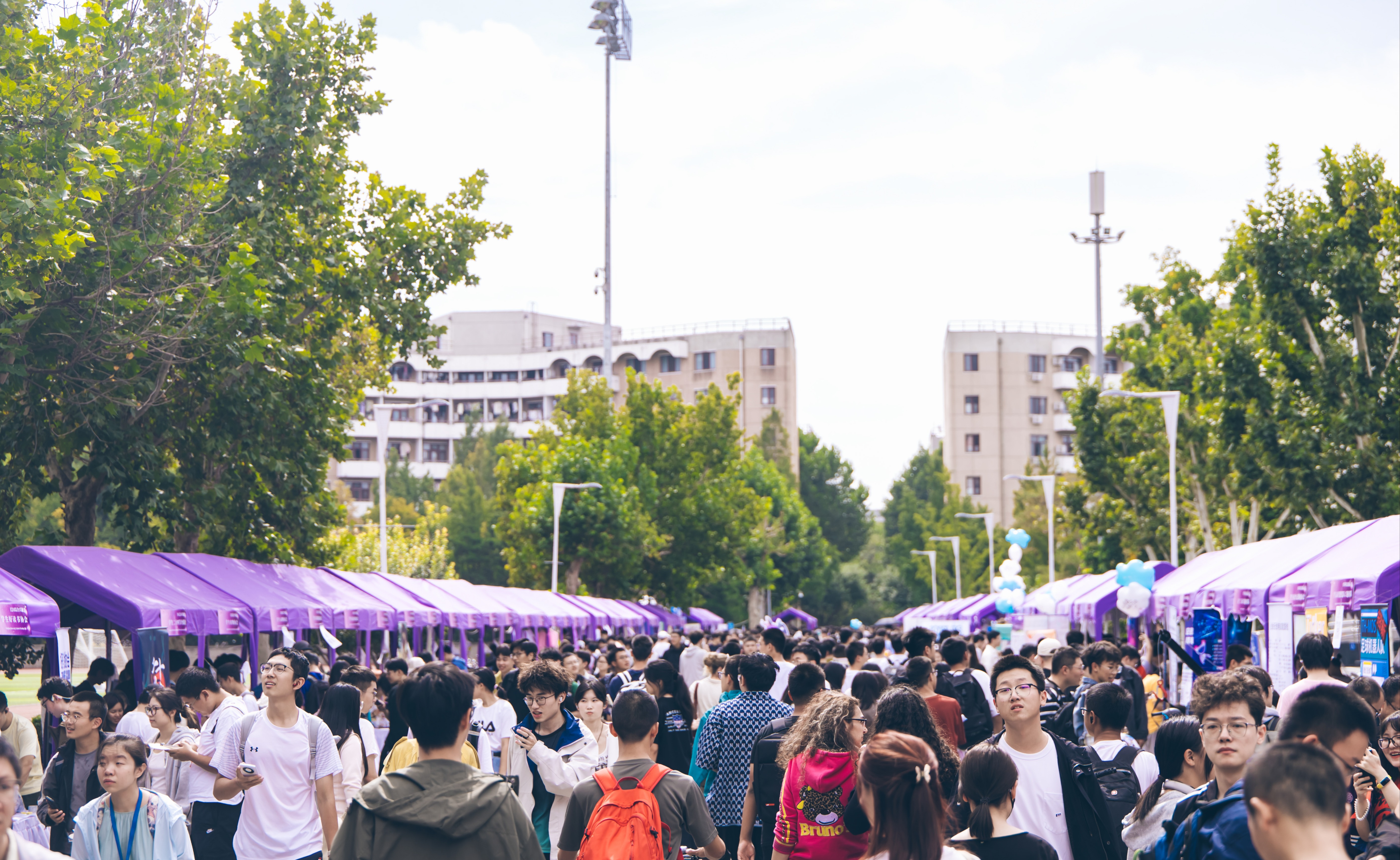 2025年秋季学期学生社团联合招新活动举行
