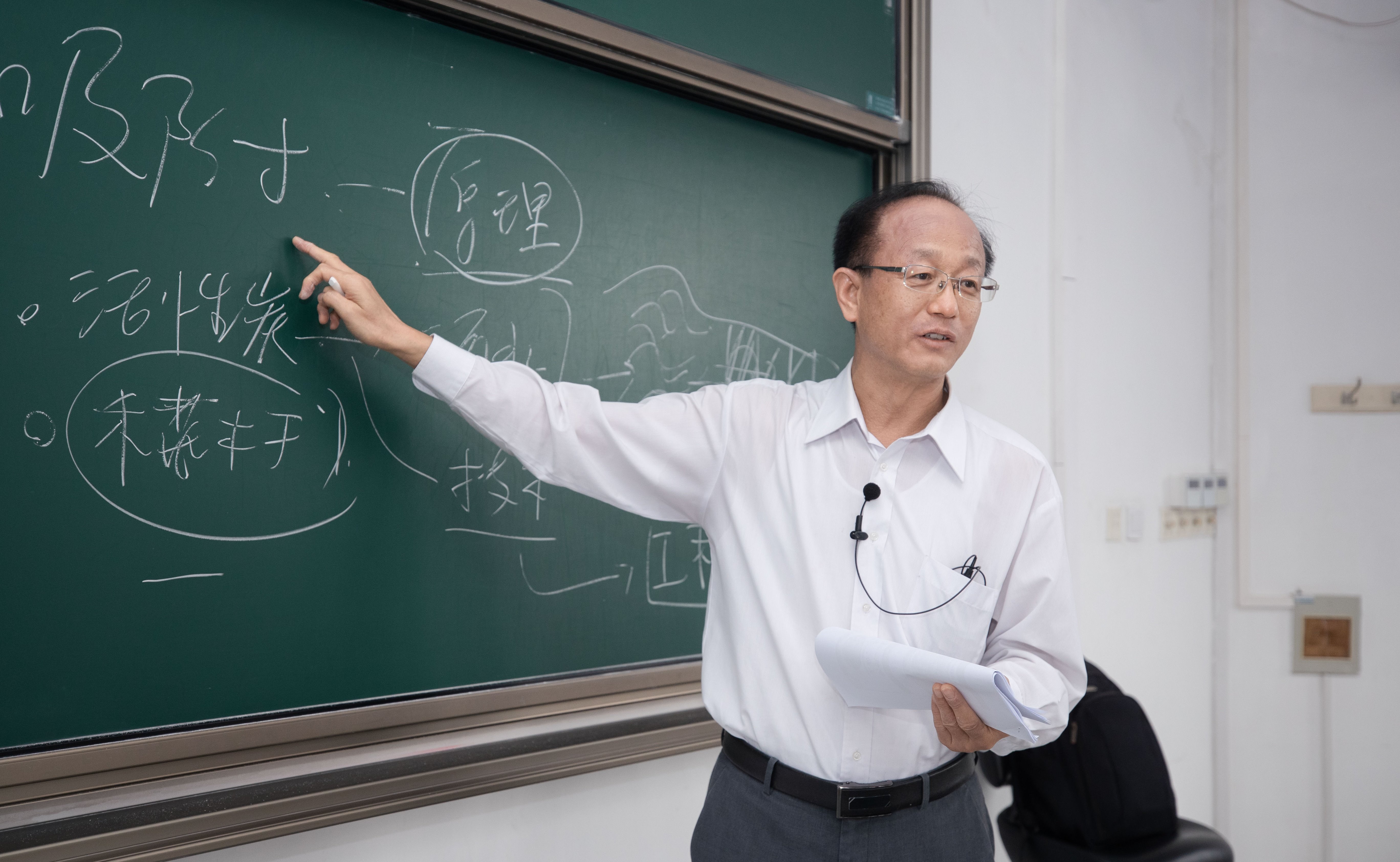 【新百年教学成就奖获得者】胡洪营：做一名追求极致的环境工程教师