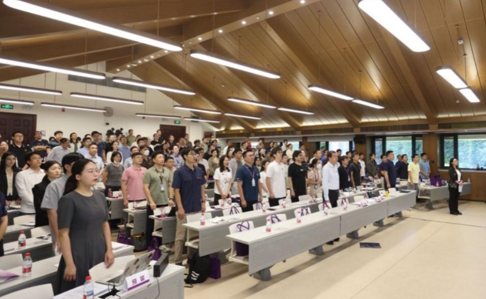 清华大学举行2025年新教师导引计划迎新周活动