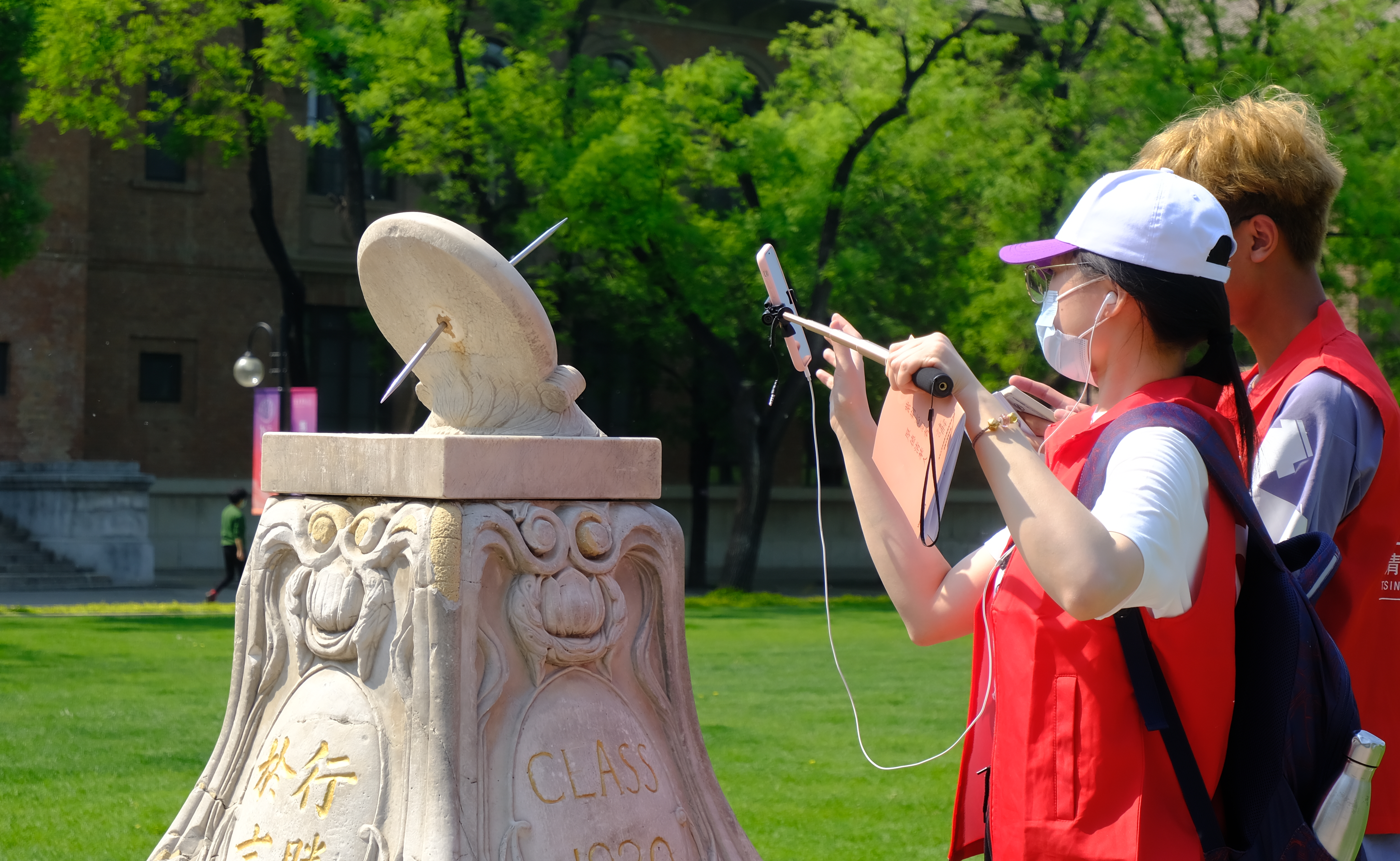 “云游清华”五一线上校园讲解成功开展