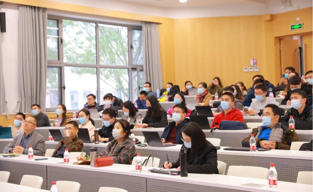 ​清华大学面向青年教师举办教学技能工作坊